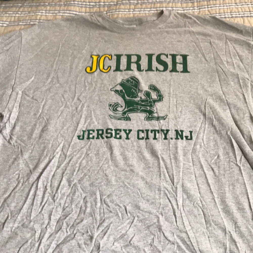 2XL Jersey City IrIsh men’s t shirt , EUC